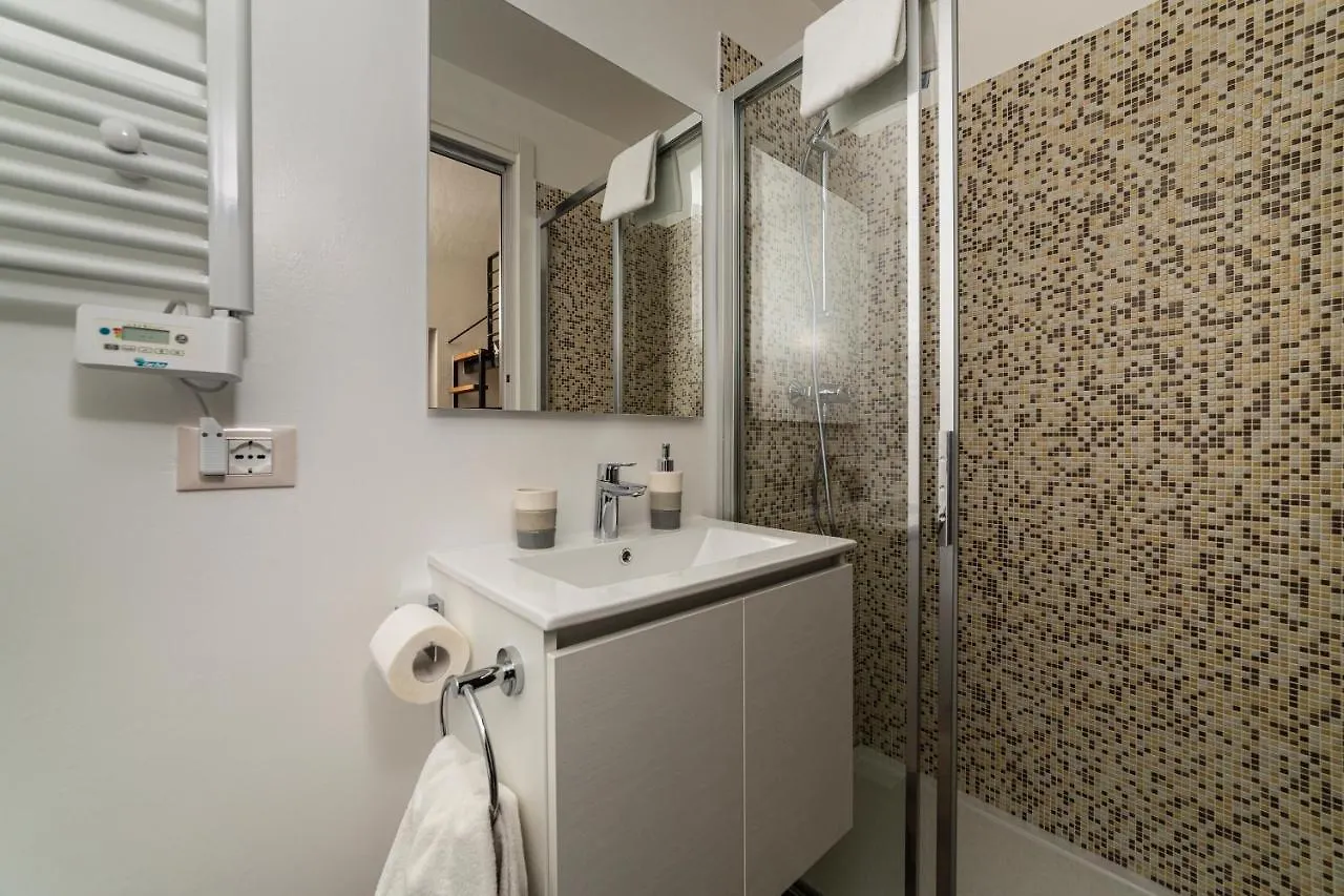 Sui Tetti, Caressa De Mae Apartman Bordighera 0*,