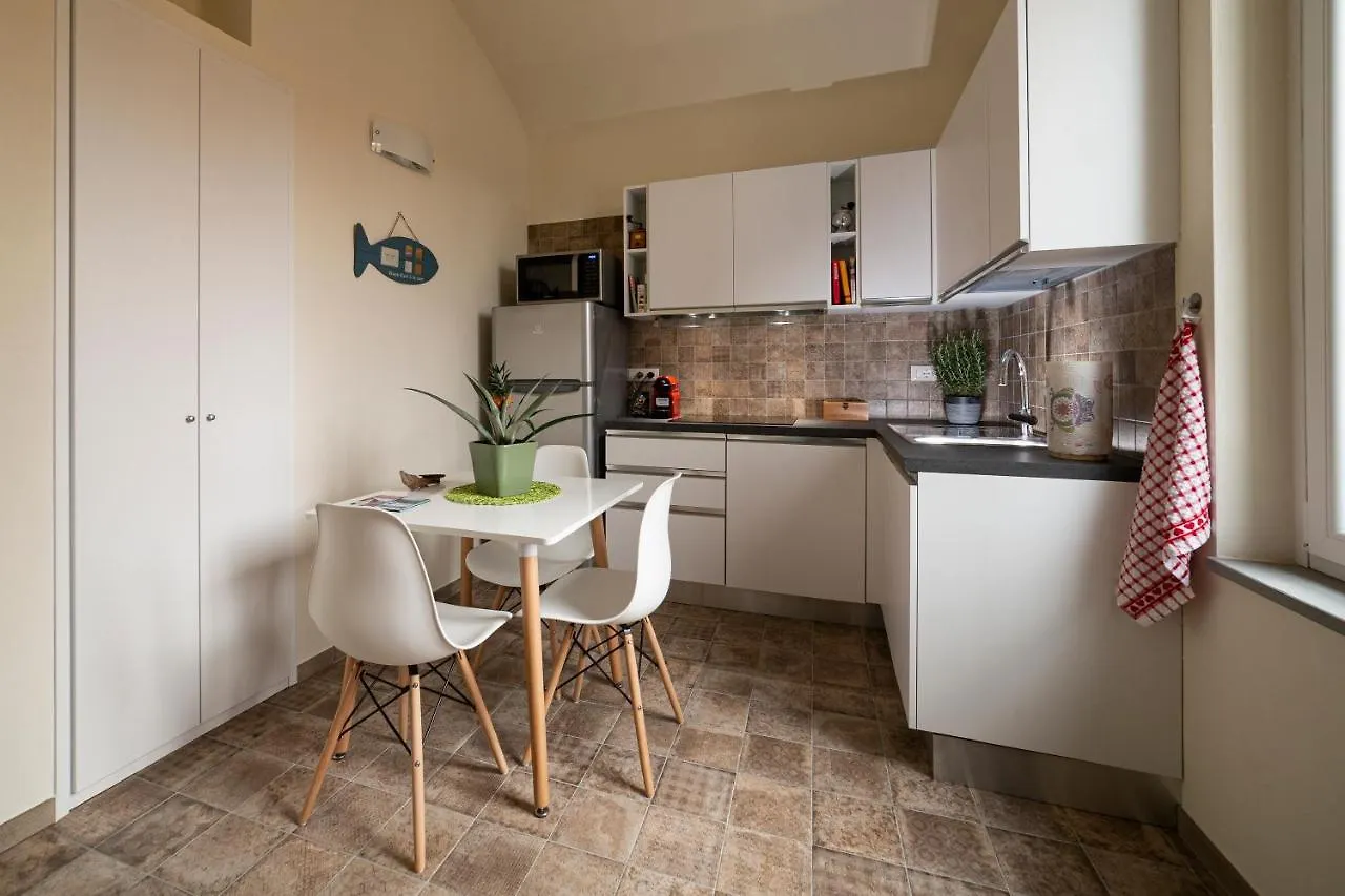 Sui Tetti, Caressa De Mae Apartman Bordighera