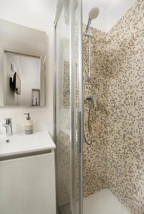 Sui Tetti, Caressa De Mae Apartman Bordighera
