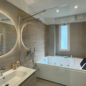  Pensión Casa Febo, In Centro Con Parcheggio Privato A 200 Mt Dal Mare
